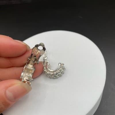 Vintage Rhinestone Clip-On Earrings Silver Tone Classic Sparkle - Thumbnail 7