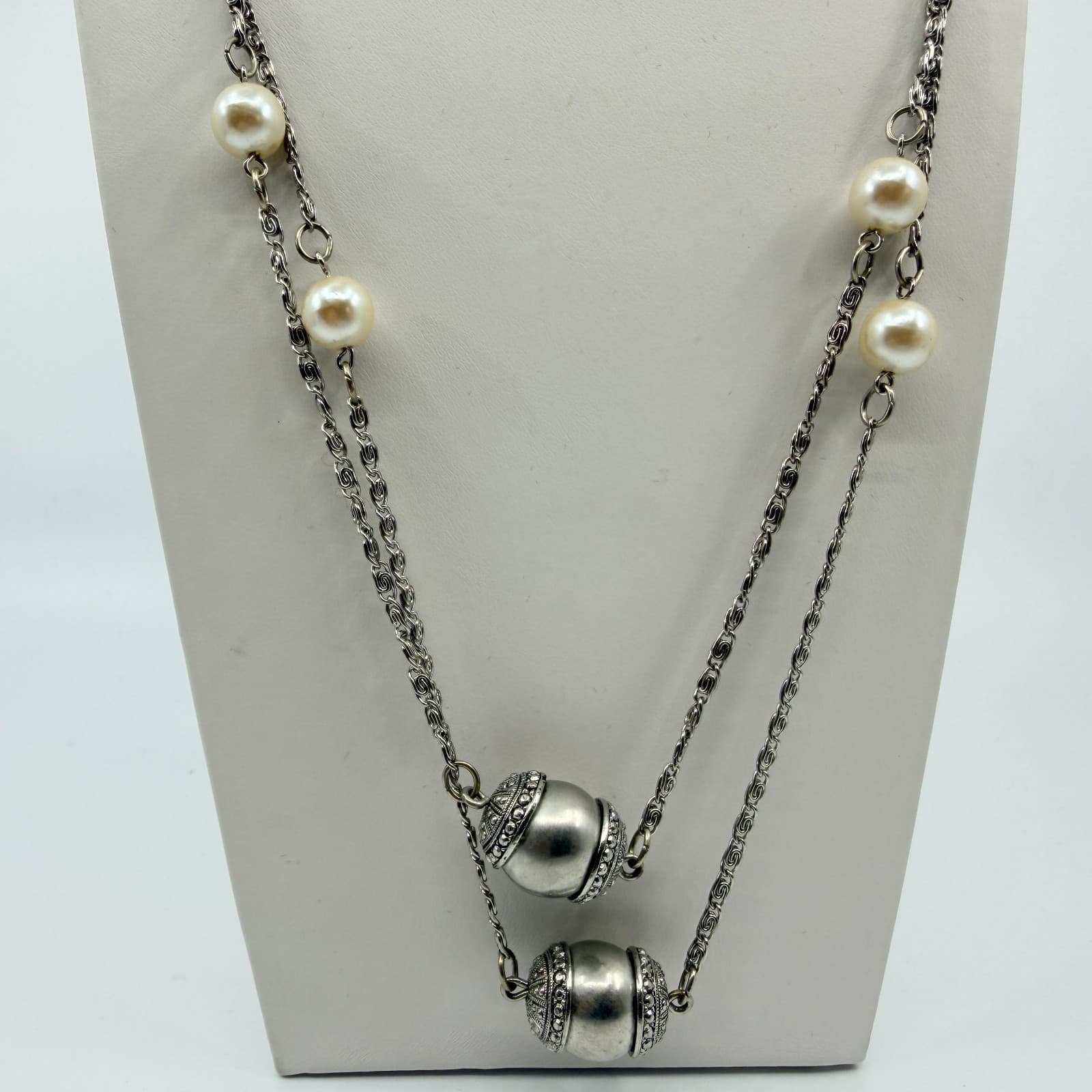 Vintage Silver Tone Multi Strand Chain Necklace Faux Pearl Accent Statement 90s - Thumbnail 4