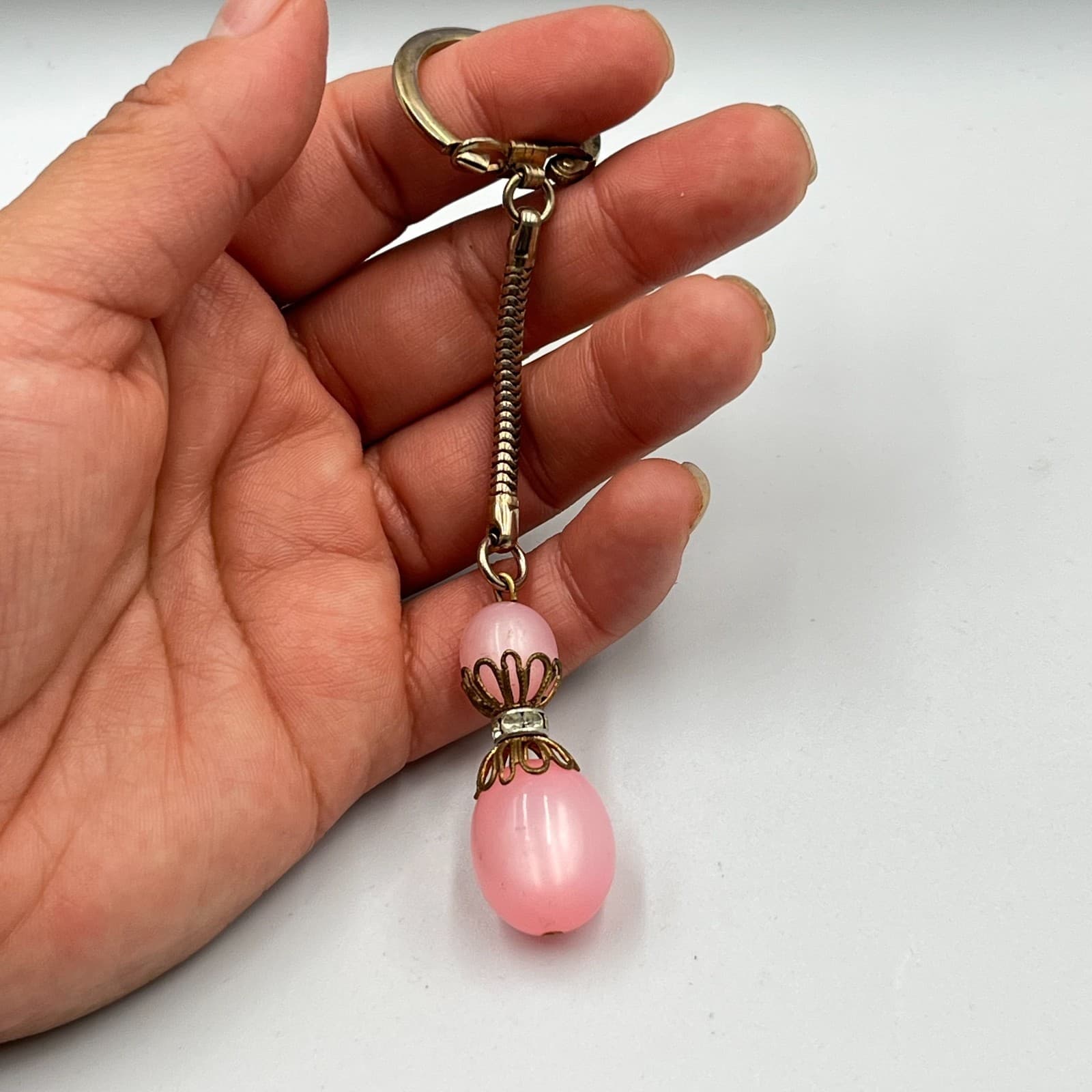 Vintage Retro Pink Moonglow Bead Keychain Gold Tone Snake Chain Rhinestone - Thumbnail 5