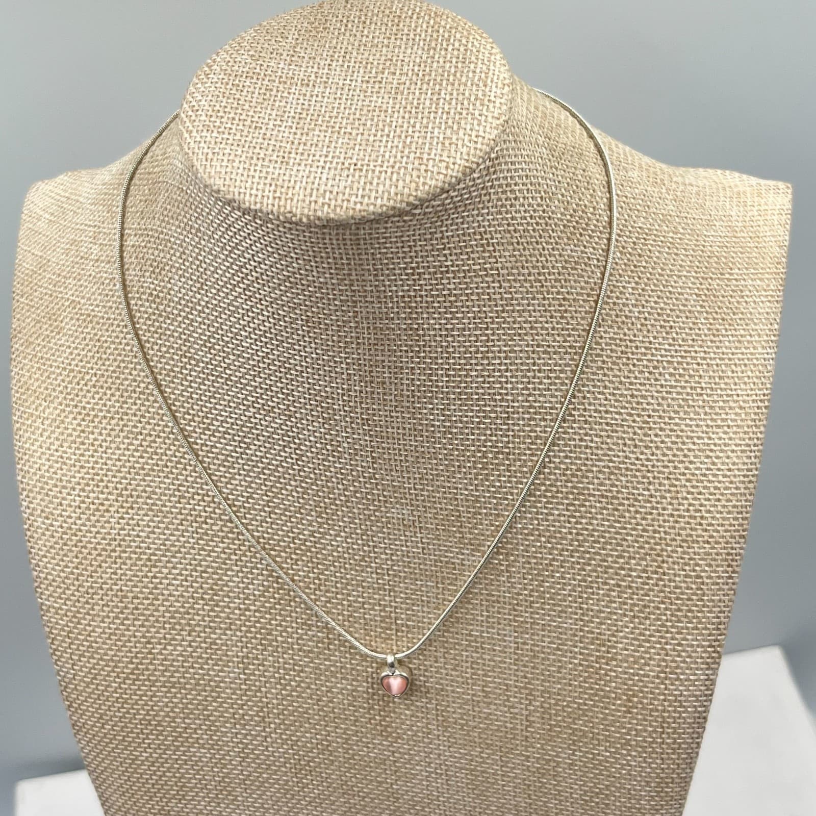 Vintage Y2K Pink Cat’s Eye Heart Pendant Silver Tone Snake Chain Necklace 16" - Thumbnail 7