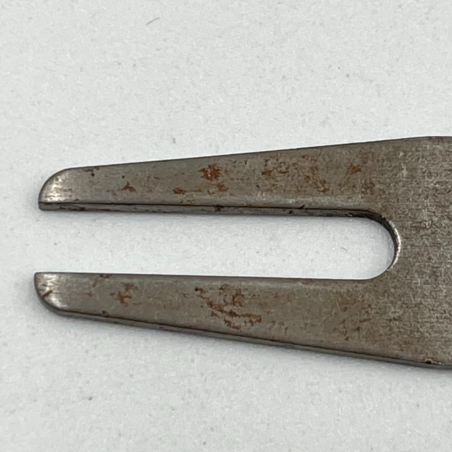 Vintage Primm Valley Golf Club Metal Divot Repair Tool Retro Souvenir Accessory - Thumbnail 3