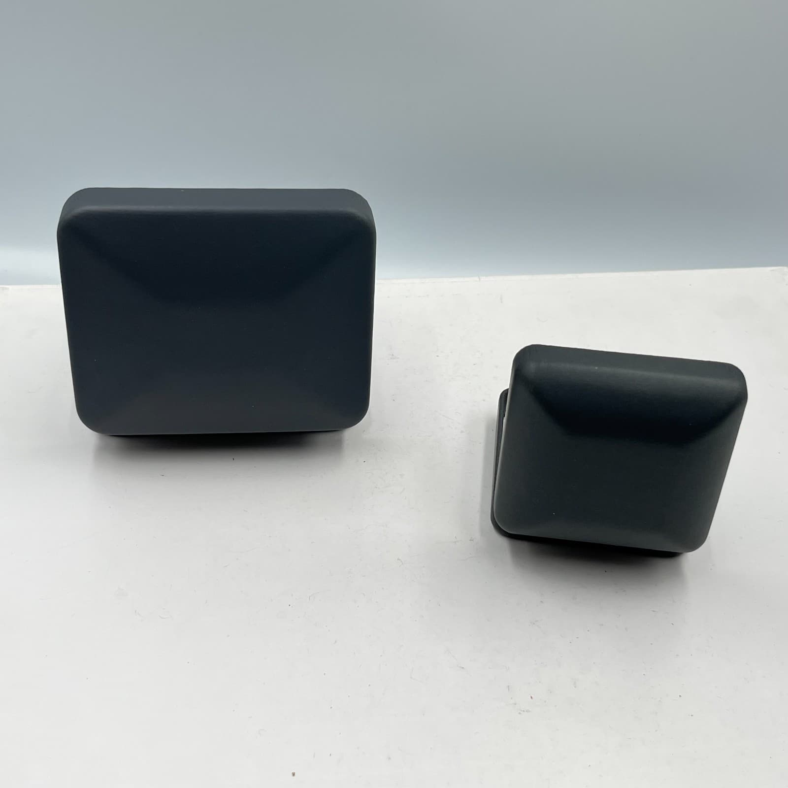Vintage Set of 2 Black Faux Leather Jewelry Boxes Clamshell Display Cases Retro - Thumbnail 12