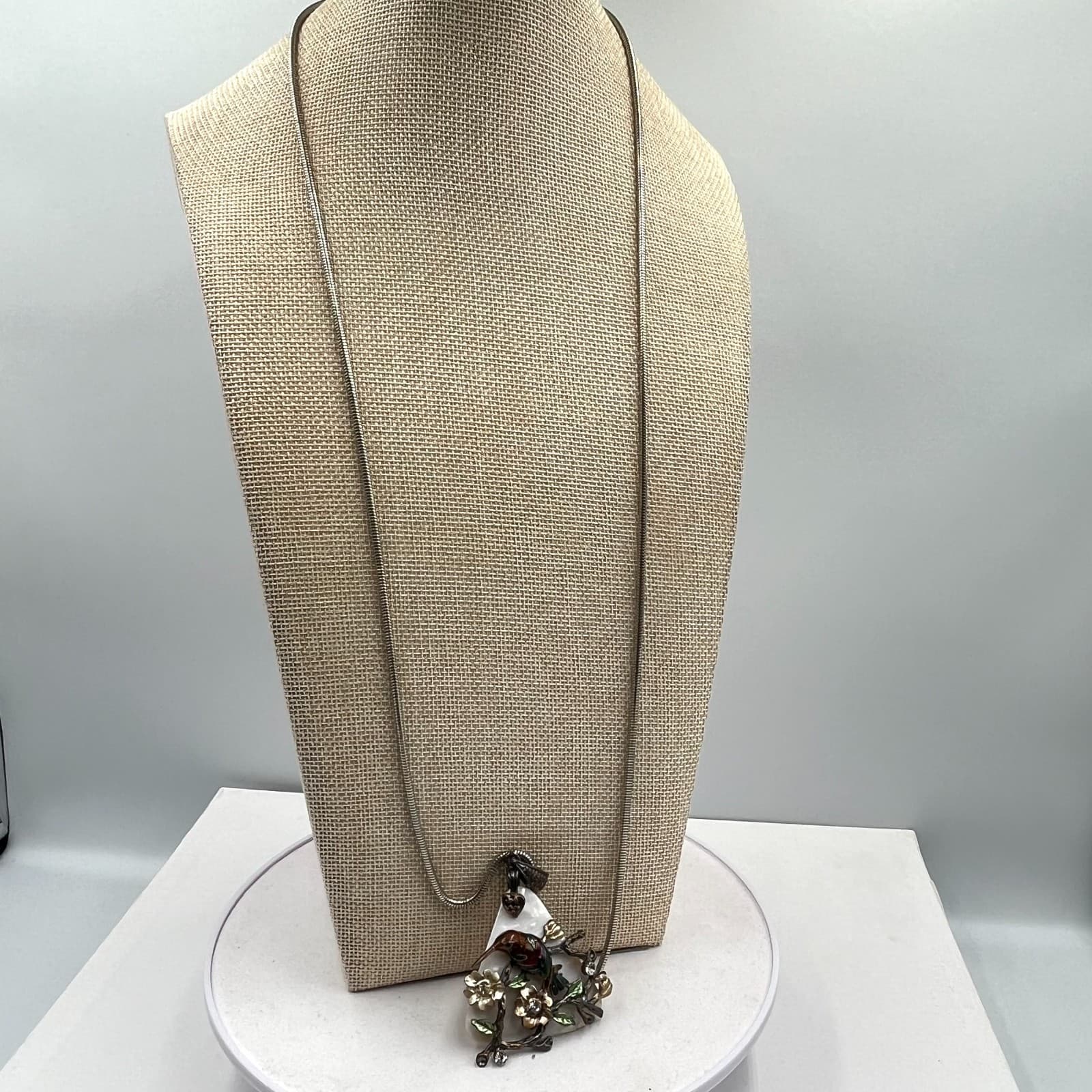 VTG Style MOP Hummingbird Necklace Rhinestone Enamel Pendant, 32" Snake Chain - Thumbnail 2