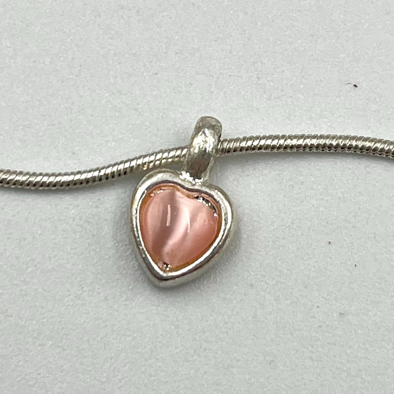 Vintage Y2K Pink Cat’s Eye Heart Pendant Silver Tone Snake Chain Necklace 16" - Thumbnail 3