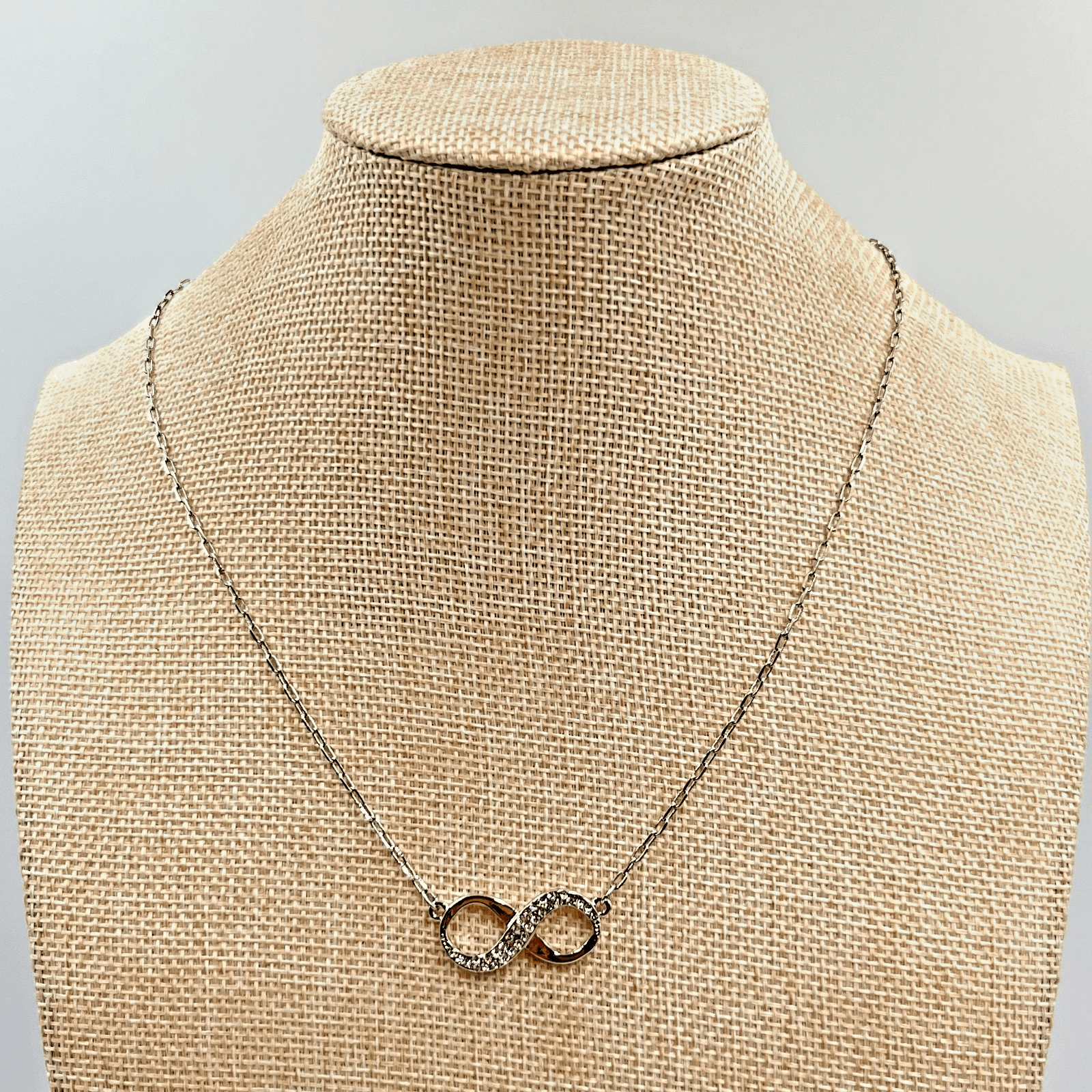 Modern Silver Tone Infinity Pendant Necklace Pave Crystal Symbol Retro Style