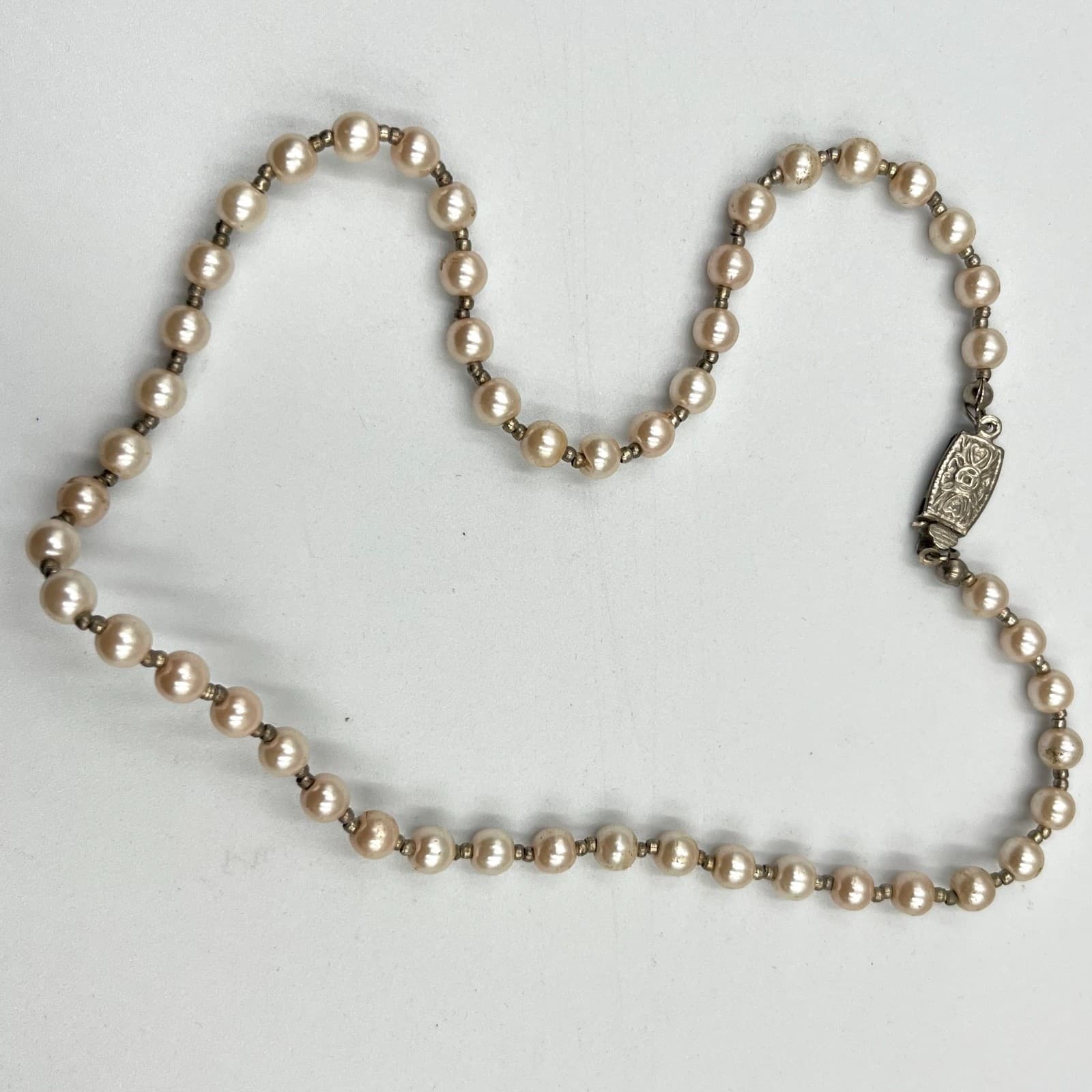 Vintage Faux Pearl Choker Necklace Silver Tone Ornate Box Clasp Classic Fashion - Thumbnail 2