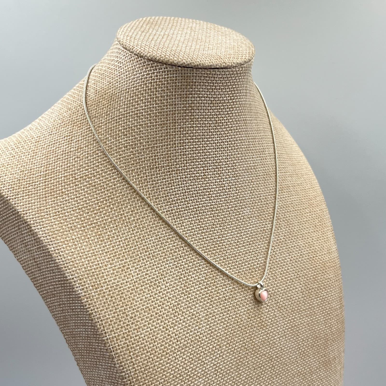 Vintage Y2K Pink Cat’s Eye Heart Pendant Silver Tone Snake Chain Necklace 16" - Thumbnail 6
