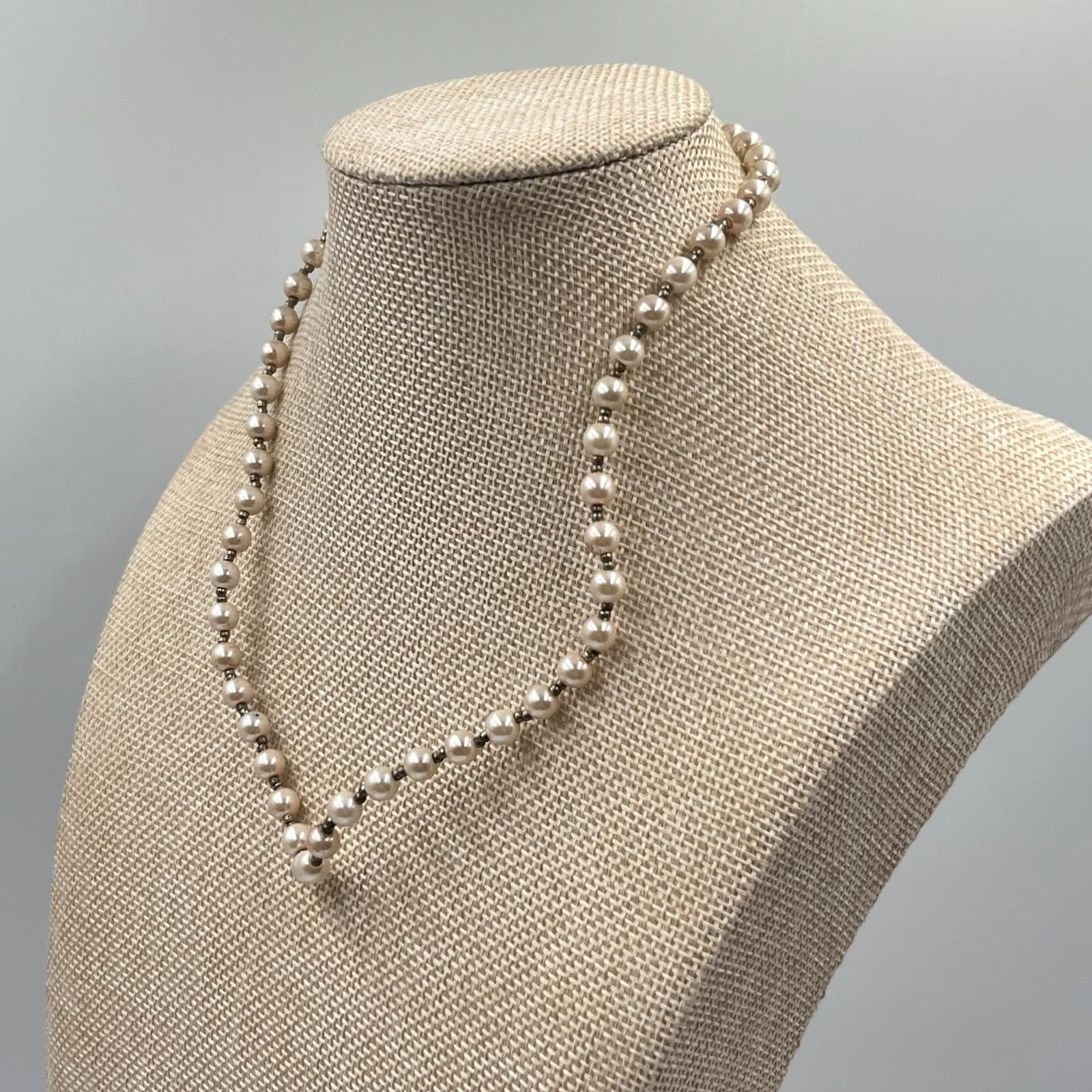 Vintage Faux Pearl Choker Necklace Silver Tone Ornate Box Clasp Classic Fashion - Thumbnail 5