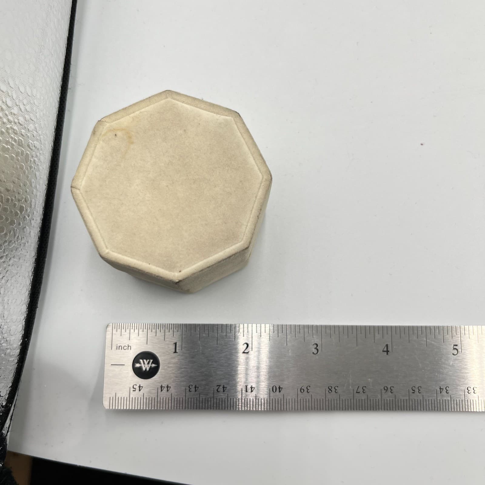Vintage Zales Cream Velvet Octagon Ring Box Retro Jewelry Display Case Classic - Thumbnail 6