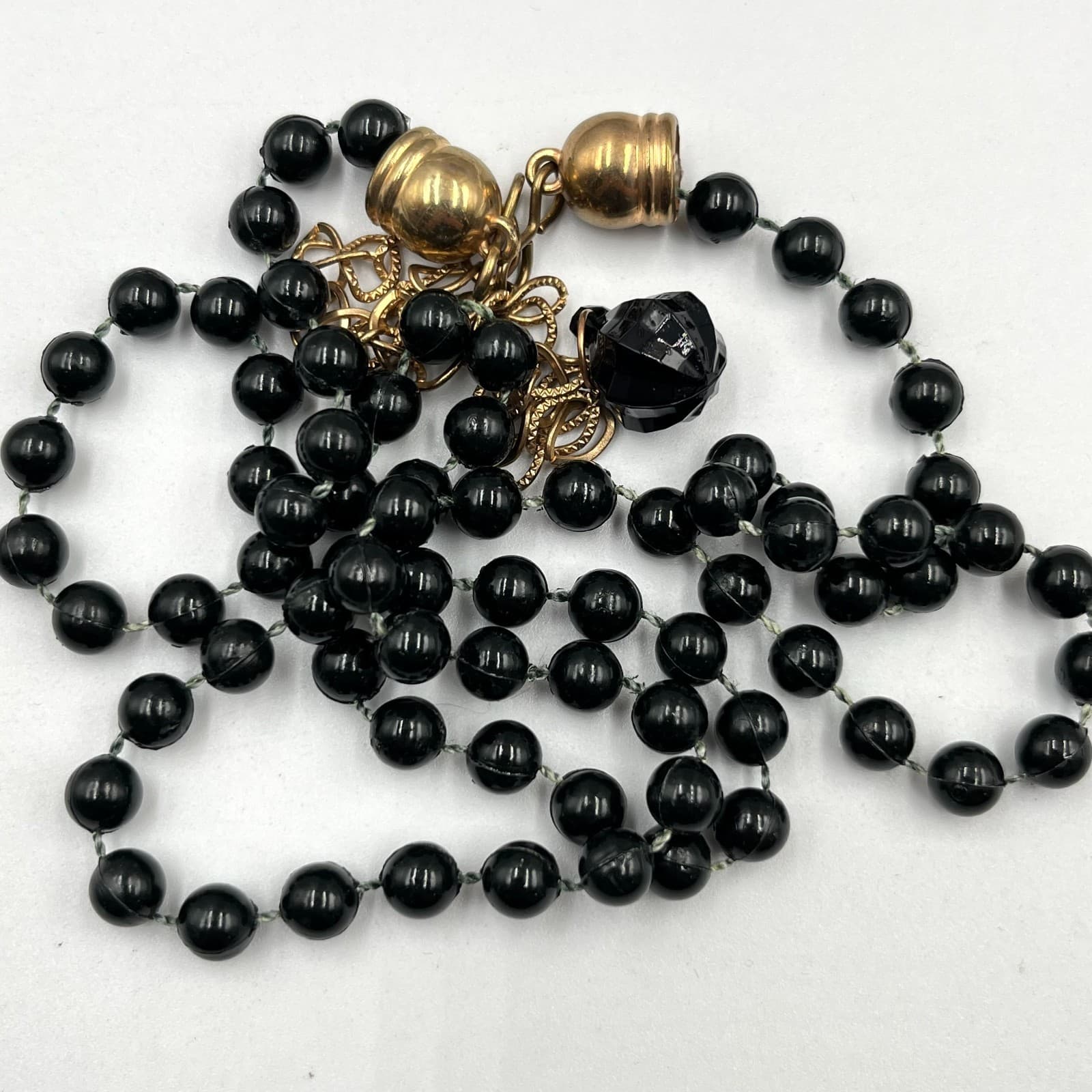 Vintage Jet Black Beaded Strand Necklace Gold Tone Adjustable - Retro Boho - Thumbnail 4
