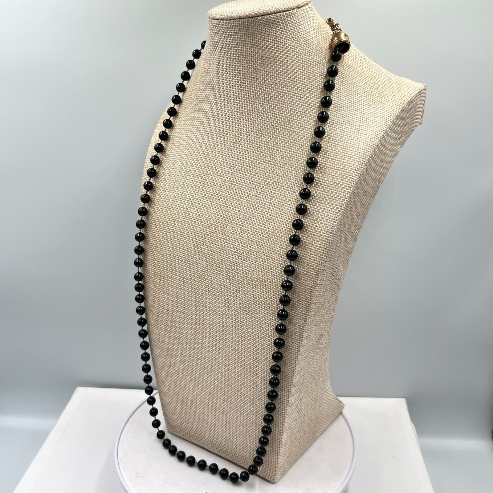 Vintage Jet Black Beaded Strand Necklace Gold Tone Adjustable - Retro Boho - Thumbnail 5