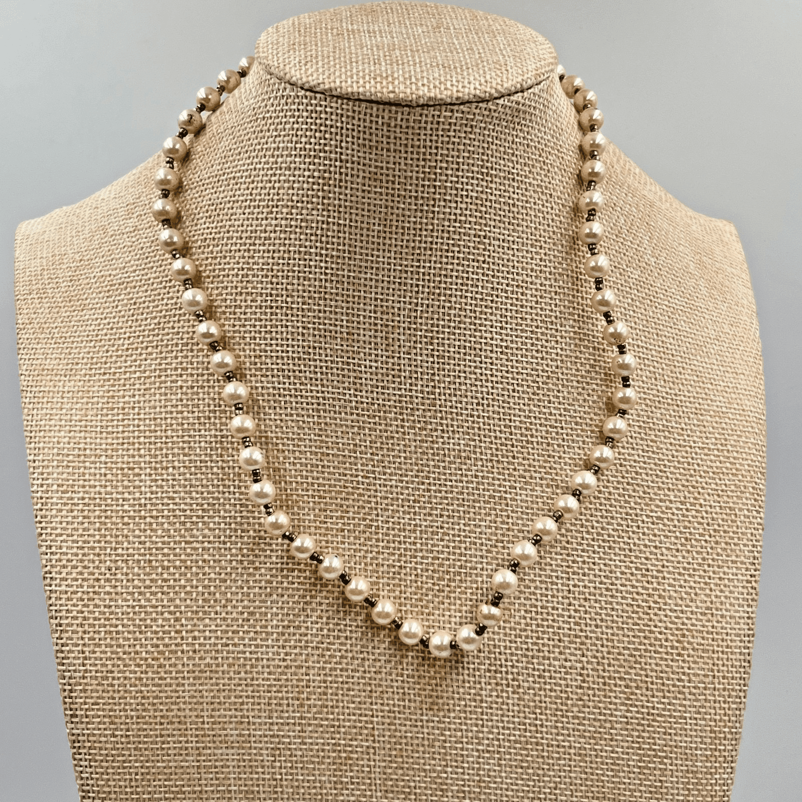 Vintage Faux Pearl Choker Necklace Silver Tone Ornate Box Clasp Classic Fashion