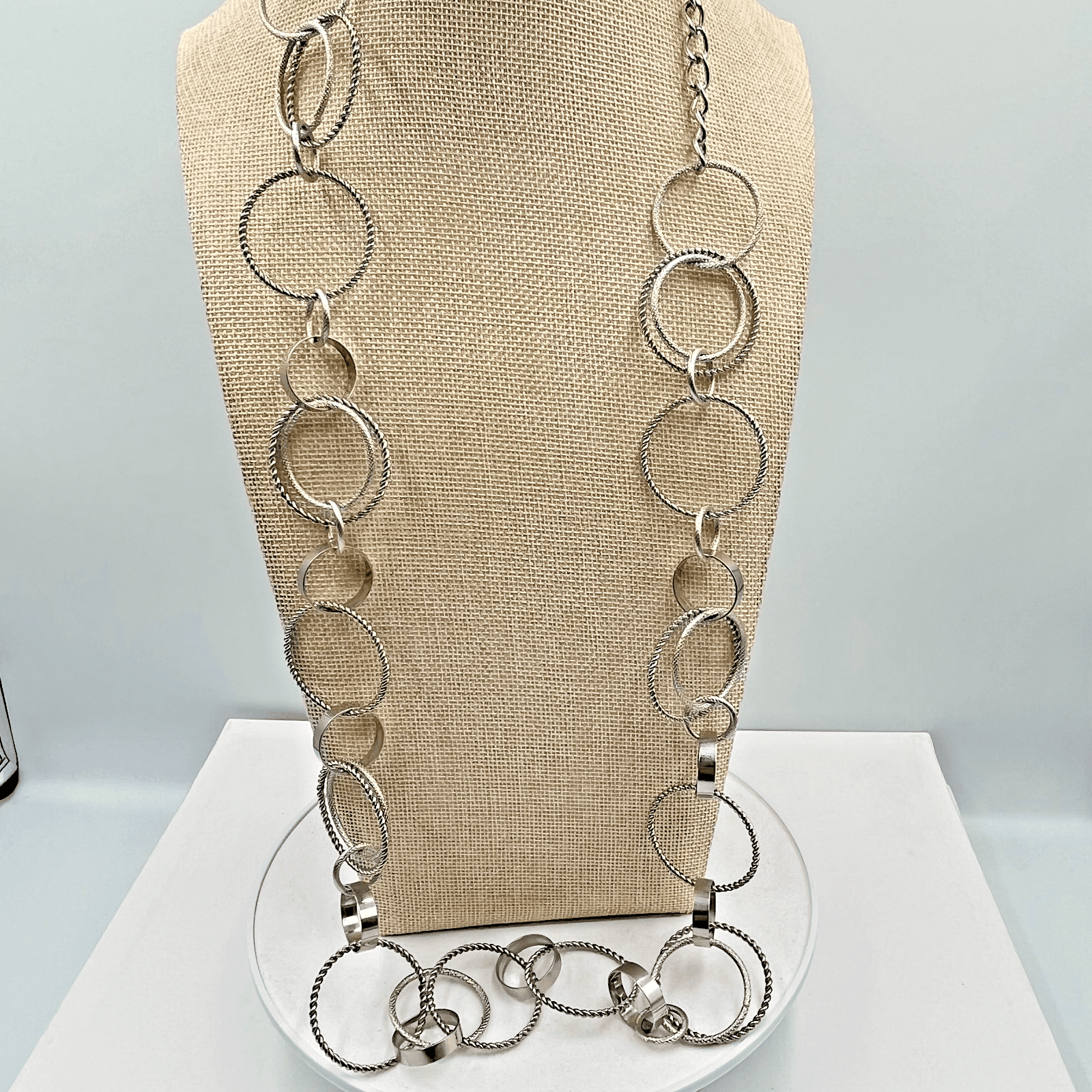 VTG New York & Co. Silver Tone Mixed Textured Multi-Ring Statement Necklace Long