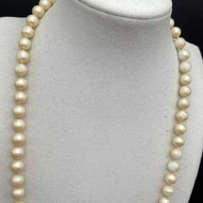 Vintage Cream Pearl Bead Necklace G.Silver Fishhook Clasp Elegant Classic - Thumbnail 2