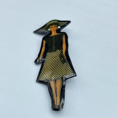 Vintage Silver-Tone Barbie Pretty as a Picture Fashion Brooch Pin Design - Thumbnail 2
