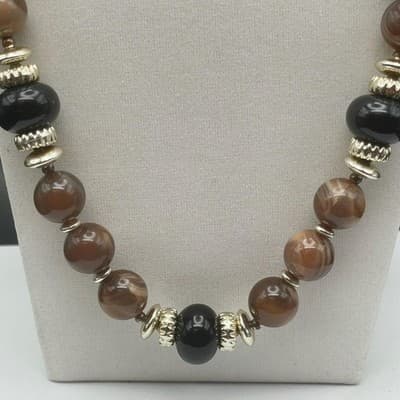Acrylic Brown & Black Bead Statement Necklace w/ Silver Tone Accents - Thumbnail 6