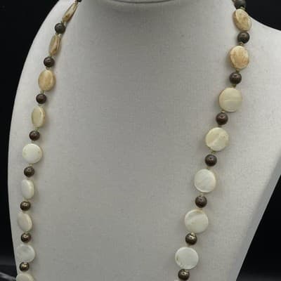 VTG MOP Disc Bead Necklace Brown Pearl Long Strand Coastal Boho Lobster Clasp - Thumbnail 6