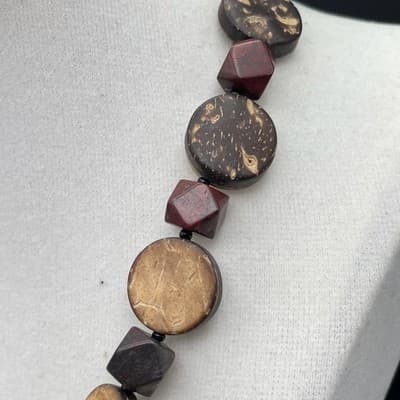 Vintage Brown Wood & Red Resin Bead Necklace Geometric Boho Statement - Thumbnail 5