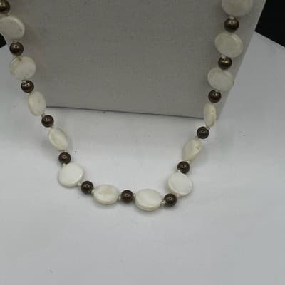 VTG MOP Disc Bead Necklace Brown Pearl Long Strand Coastal Boho Lobster Clasp - Thumbnail 5