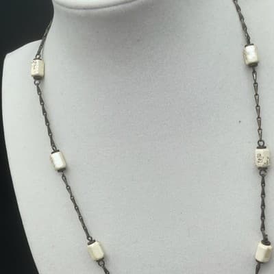 Vintage Y2K Chain Necklace w/ Cream Glass Beads – Y2K - Thumbnail 4