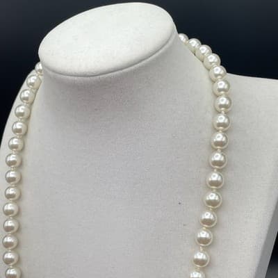 Vintage Cream Faux Pearl Necklace Gold Tone Filigree Fishhook Clasp - Thumbnail 2