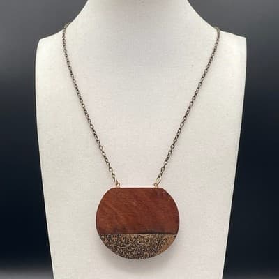 Vintage Brown Wood Round Pendant Necklace Boho Statement Chain - Thumbnail 2