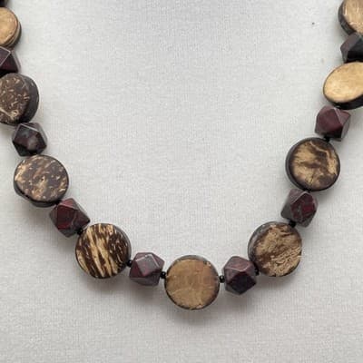 Vintage Brown Wood & Red Resin Bead Necklace Geometric Boho Statement - Thumbnail 6