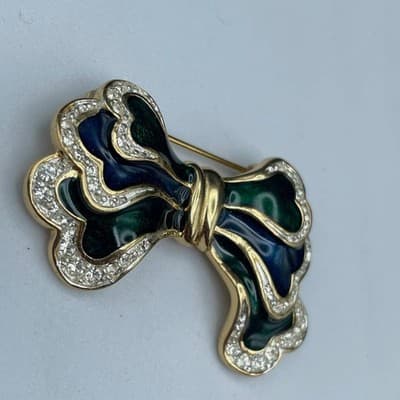 Vintage Gold Tone Enamel Bow Brooch Green Blue Rhinestone Trim - Thumbnail 2
