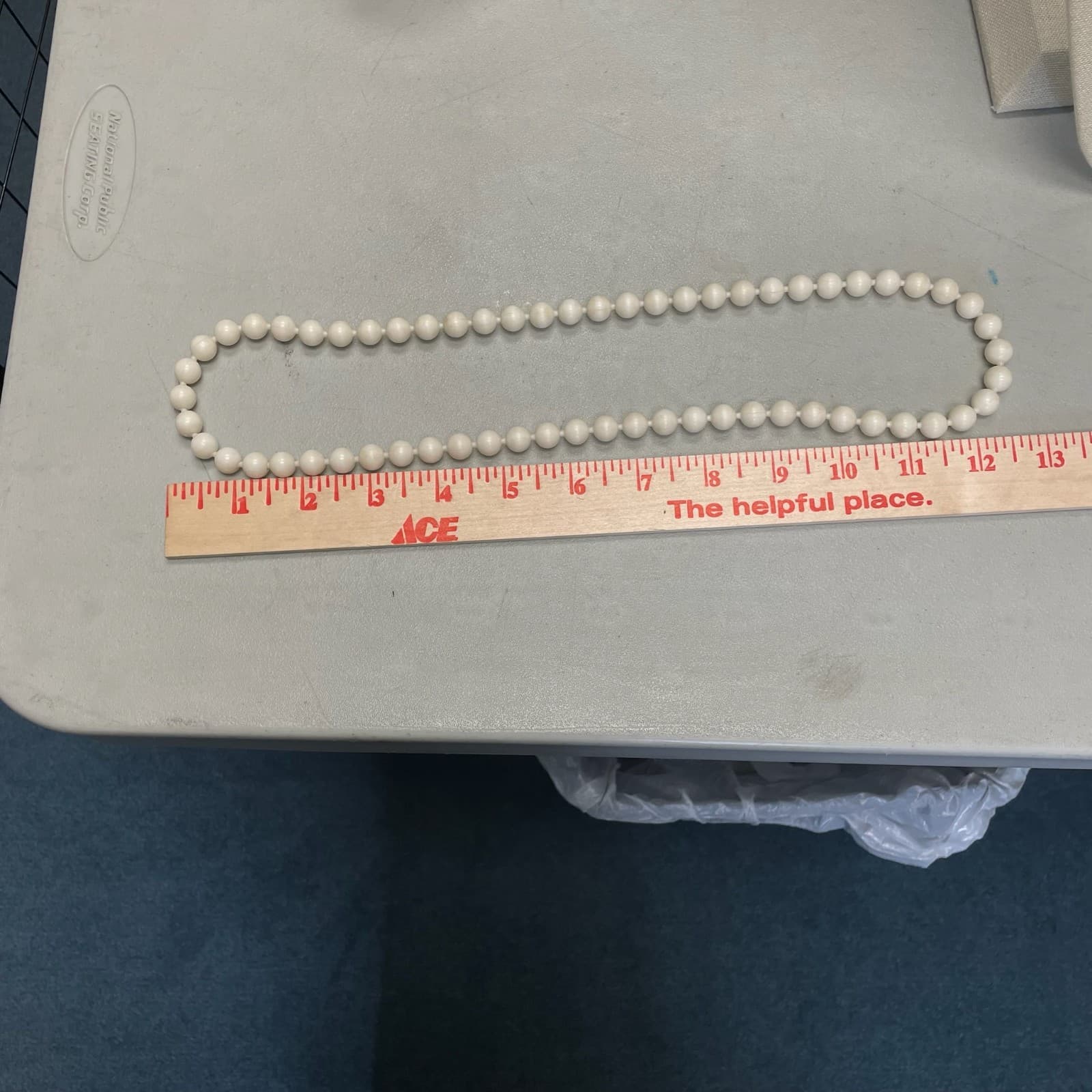 Vintage Cream Plastic Pearl Bead Necklace Long Opera Strand 12" Classic Fashion - Thumbnail 2