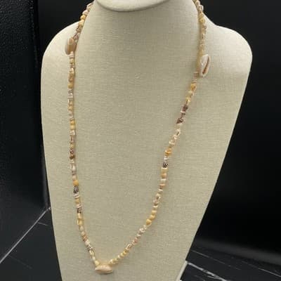 VTG Cowrie Shell Necklace Puka Beads Long Strand Beach Boho Style Neutral Tone - Thumbnail 7