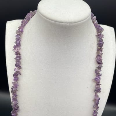 Vintage 90s Amethyst Quartz Chip Necklace Clear Glass Purple Women's Jewelry - Thumbnail 2
