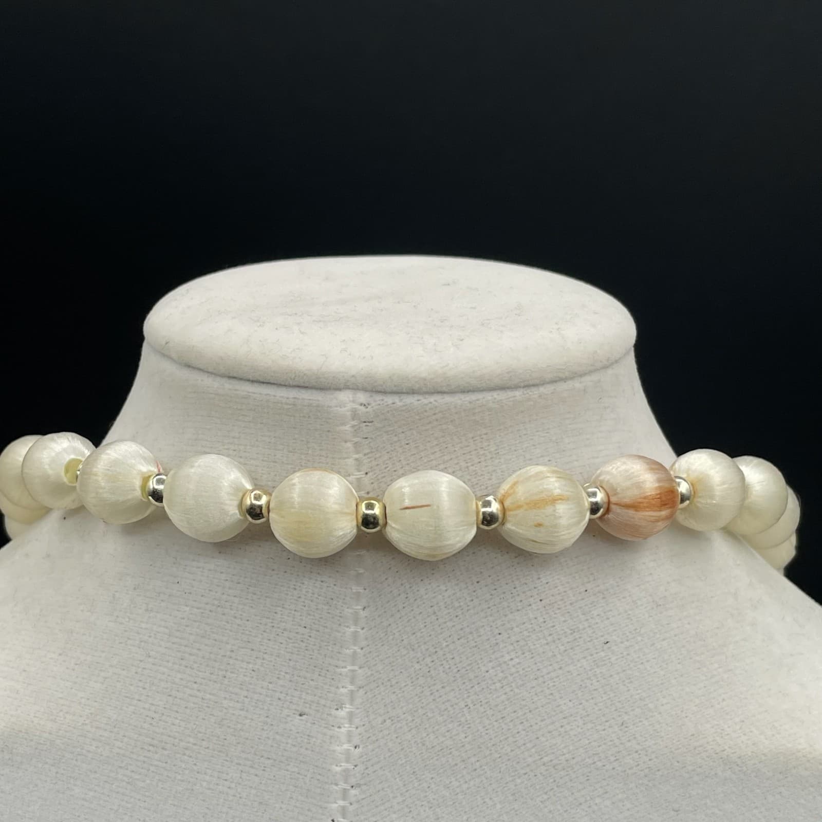 VTG Fiber Bead Strand Necklace Textured Cream Satin Ball Style Opera Length 15" - Thumbnail 10