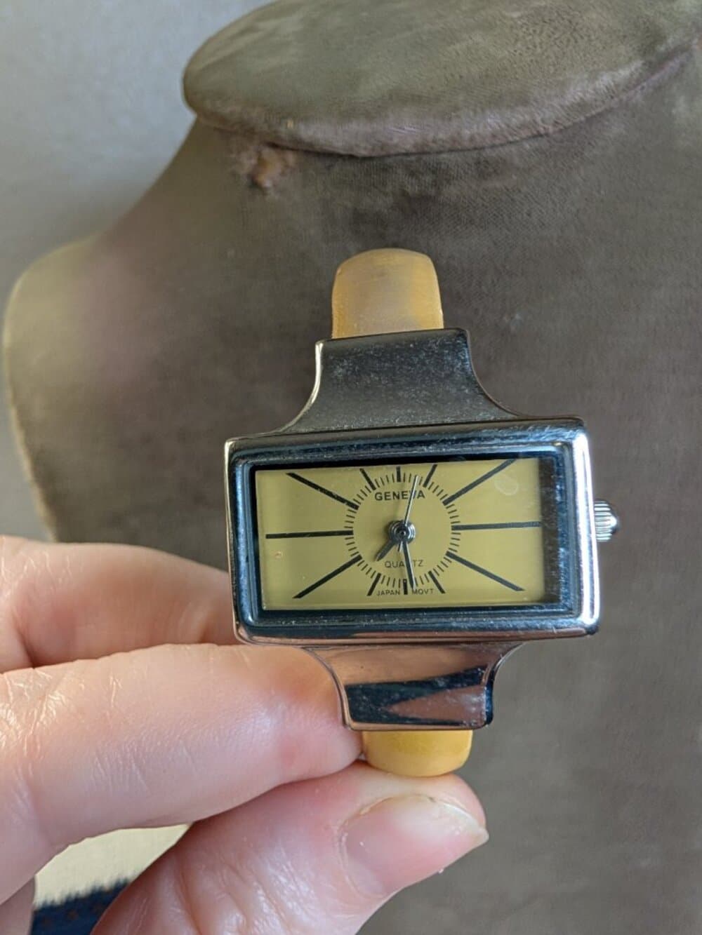 Vintage Geneva Quartz Watch with Yellow Hinged Cuff Rectangular Face - Thumbnail 4