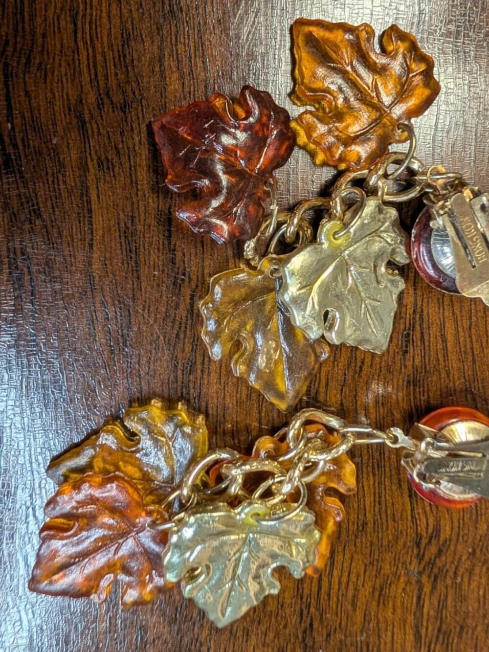 Vintage Hong Kong Amber Lucite Leaf Clip-On Earrings - Thumbnail 12