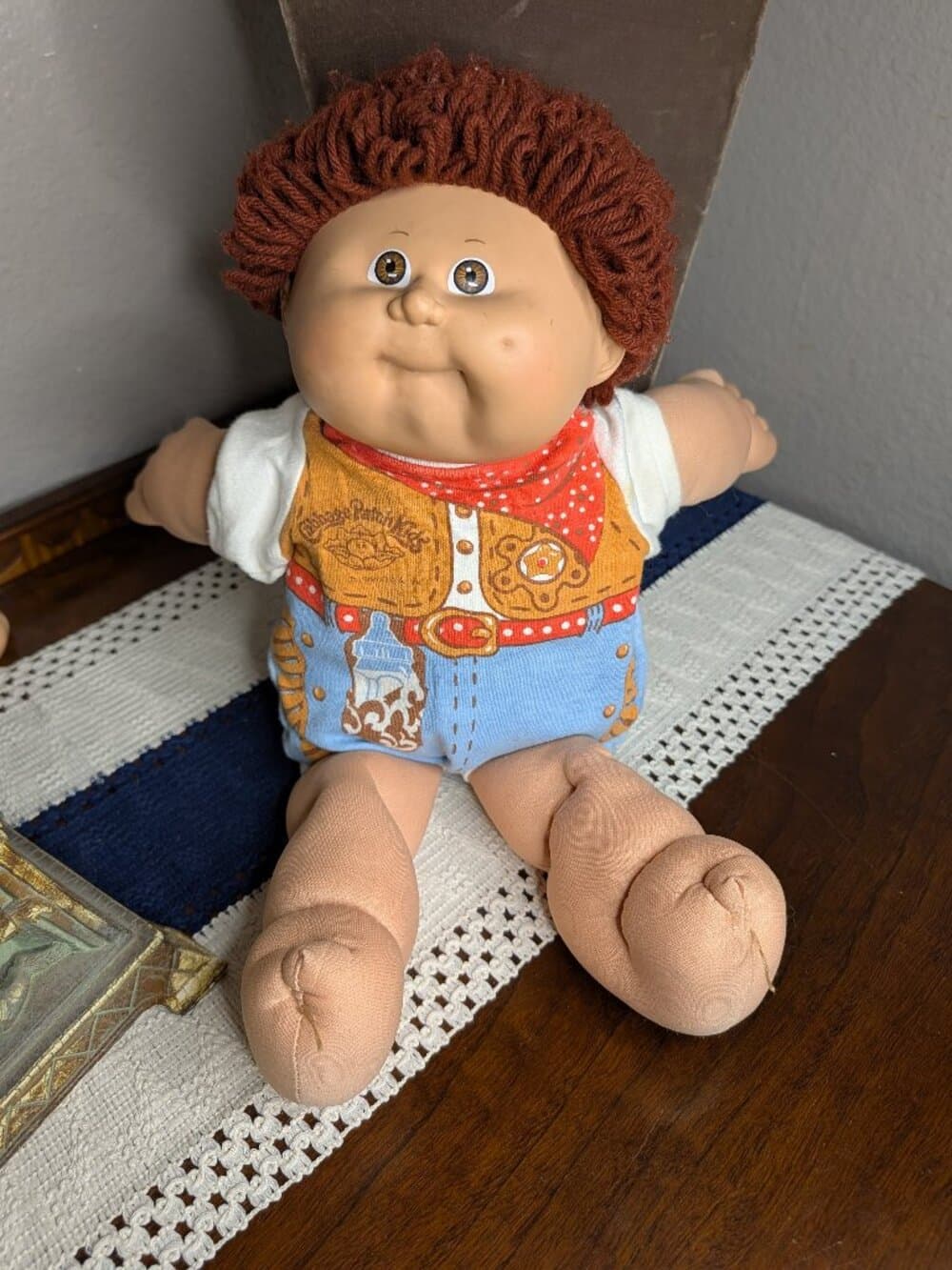 Cabbage Patch Kids 1986 Doll brown hair cowboy costume - Thumbnail 2