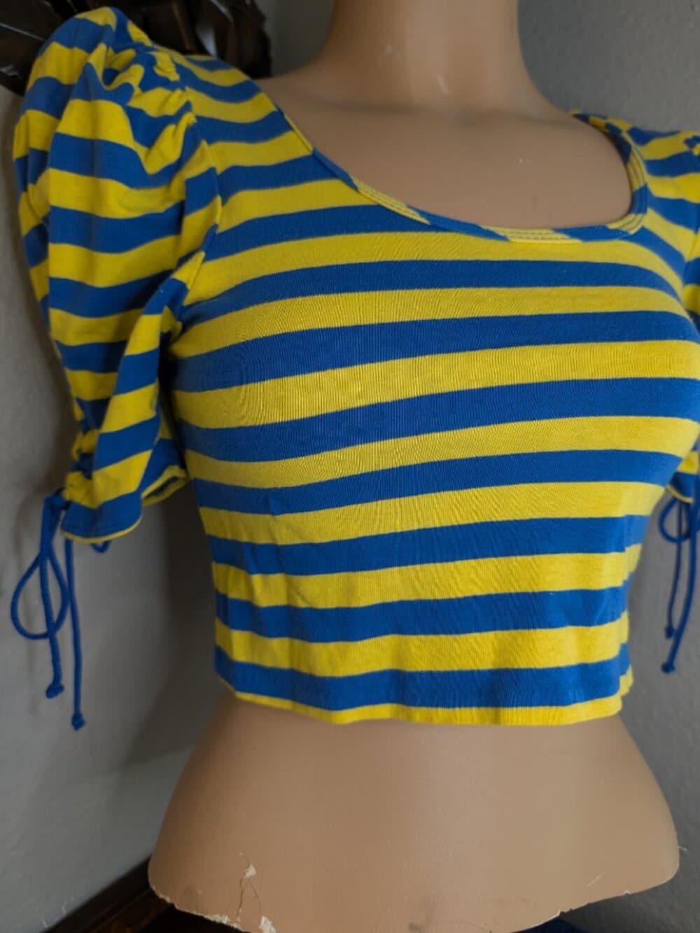 Vintage Colours Blue and Yellow Striped Puff Sleeve Crop Top Medium - Thumbnail 3