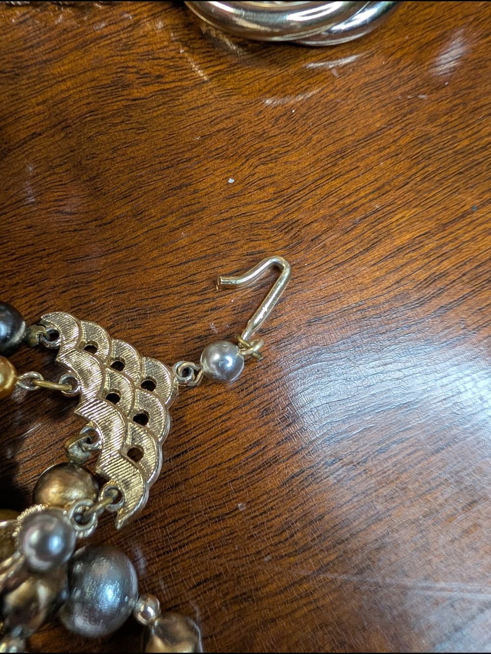 Vintage Japan? Multi-Strand Gold Tone Faux Pearl Beaded Statement Necklace - Thumbnail 11
