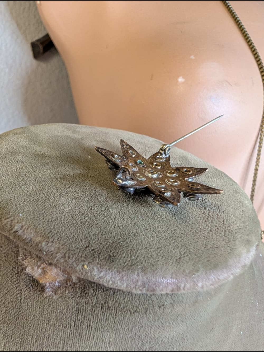 Antique Early 1900 7 Pointed Star Glass Paste Gilt Brooch With C Clasp - Thumbnail 7