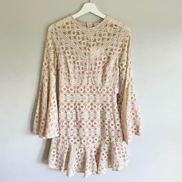 NWT Selfie Leslie Nude Lace Dress Bell Sleeves - Thumbnail 7