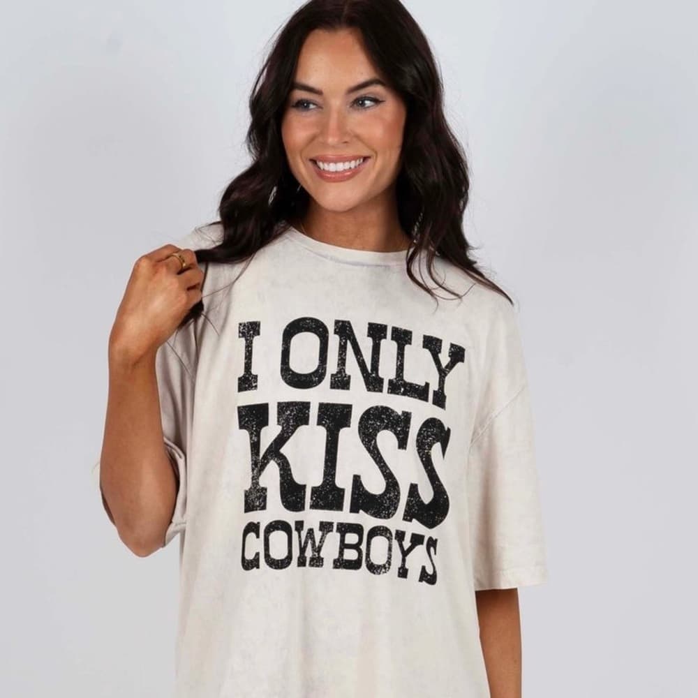 I Only Kiss Cowboys Tee 🤠 (Off White) - Thumbnail 3