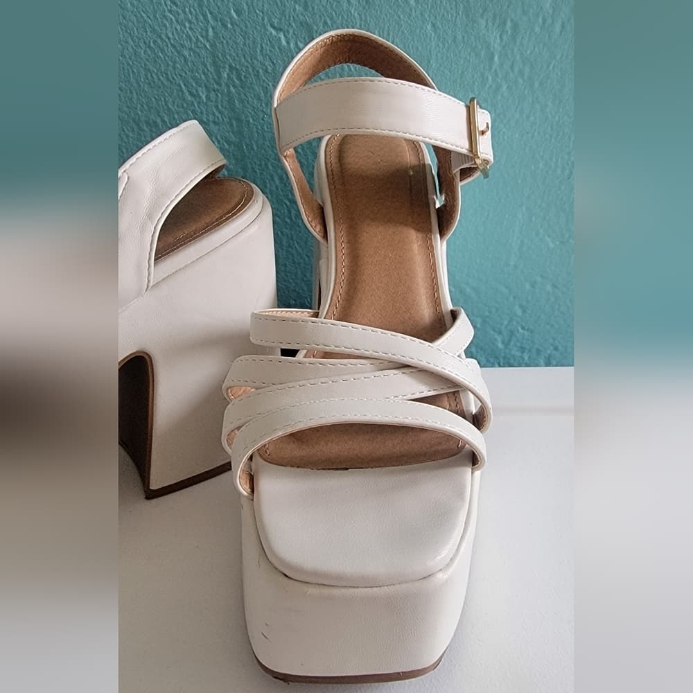Report White Chunky Platform Strappy Sandals - Thumbnail 4
