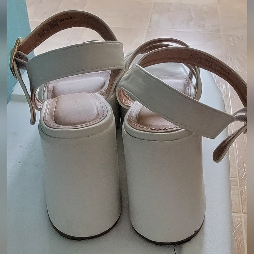 Report White Chunky Platform Strappy Sandals - Thumbnail 14