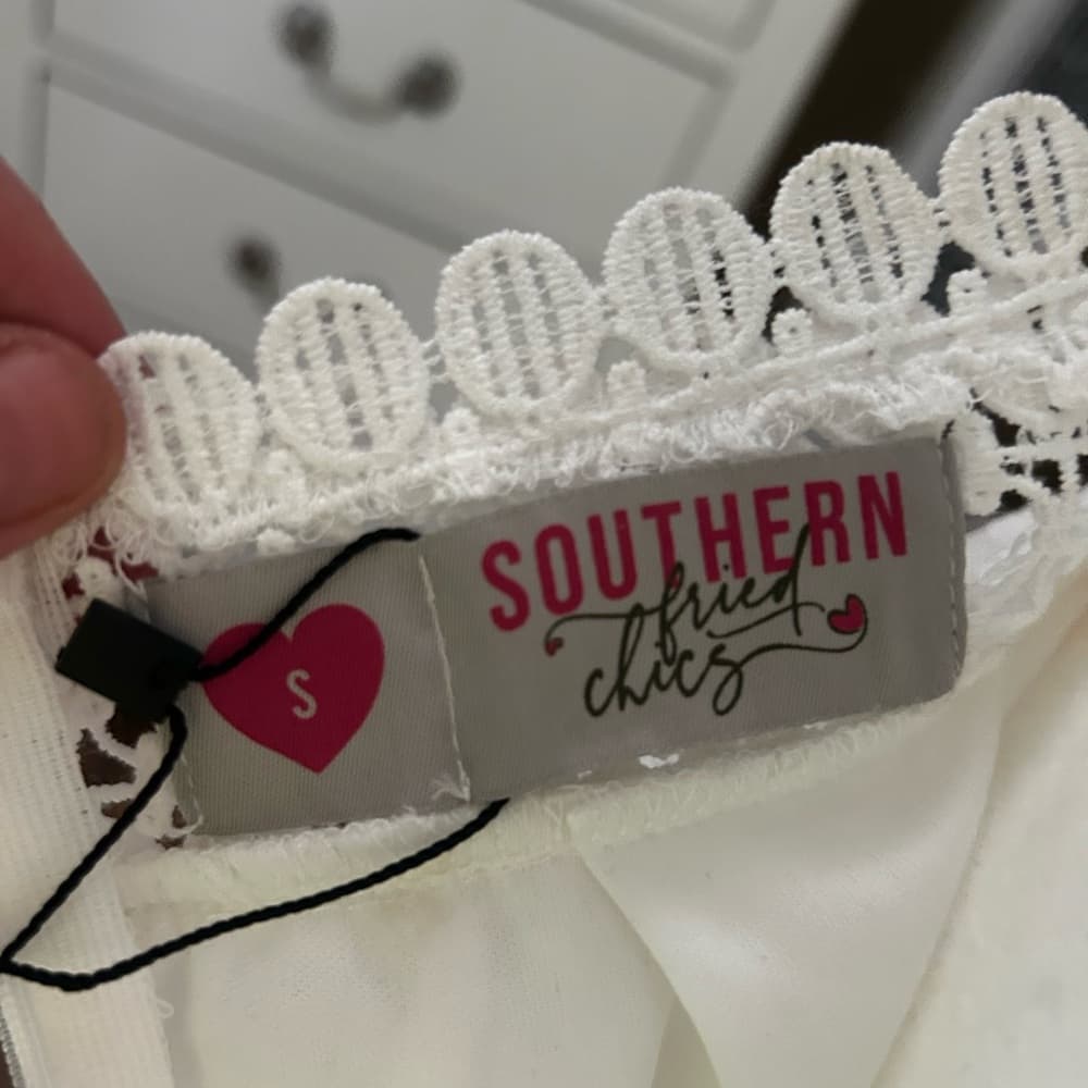 ⭐️ Southern Fried Chics White Lace Maxi Dress - Thumbnail 13