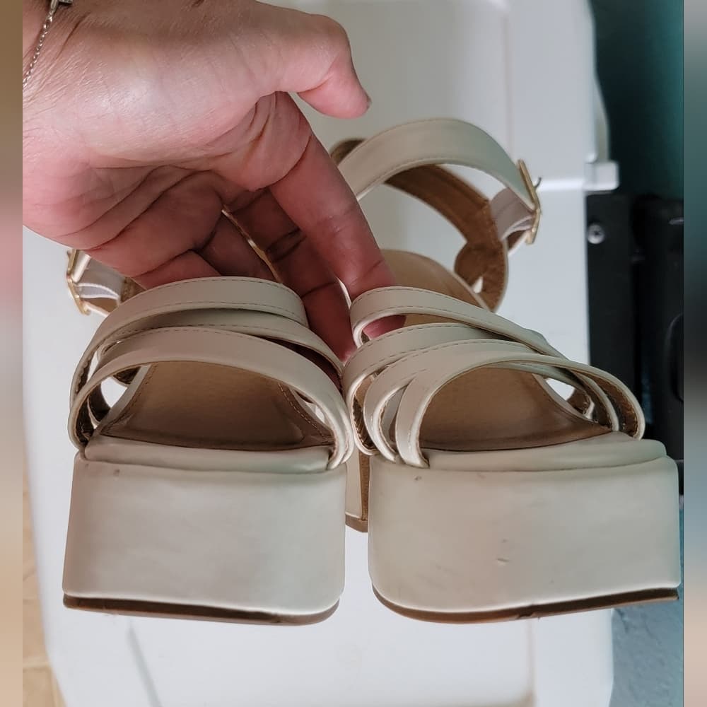 Report White Chunky Platform Strappy Sandals - Thumbnail 11