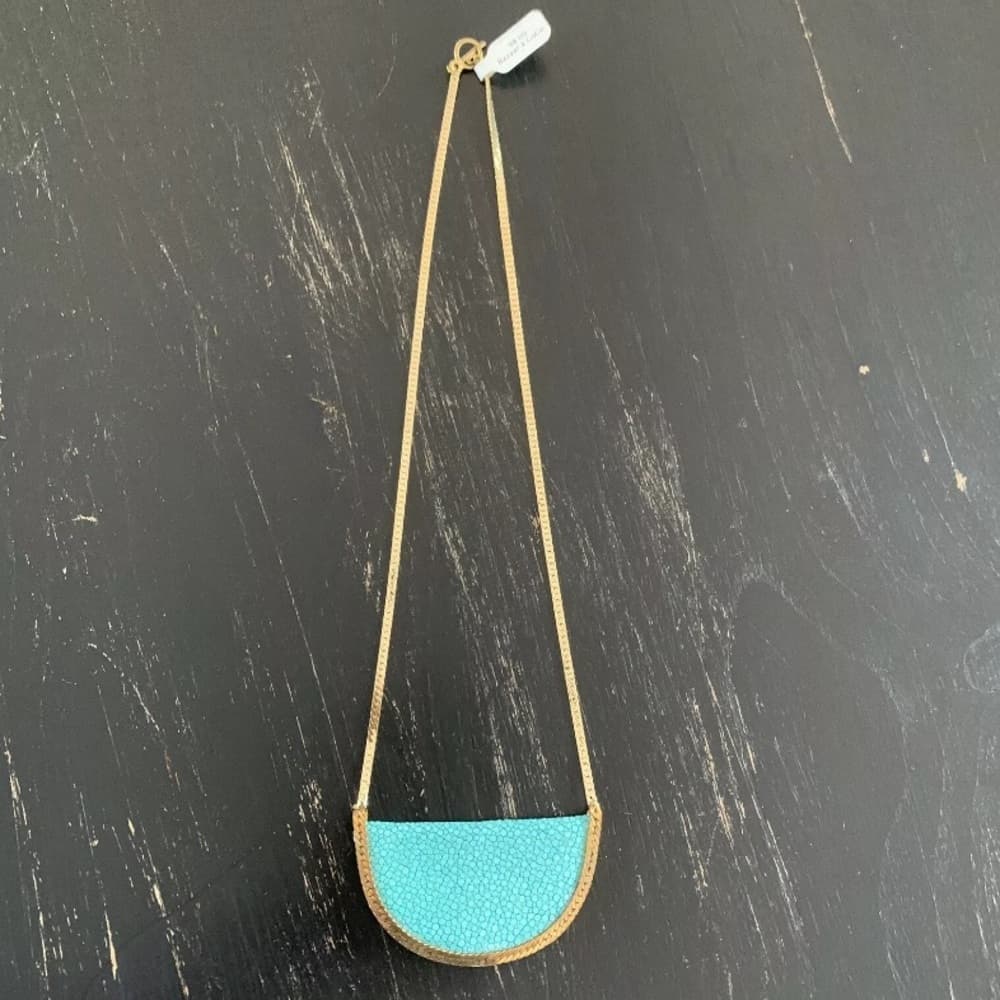 Serefina Stingray Crest Necklace Turquoise​ - Thumbnail 2