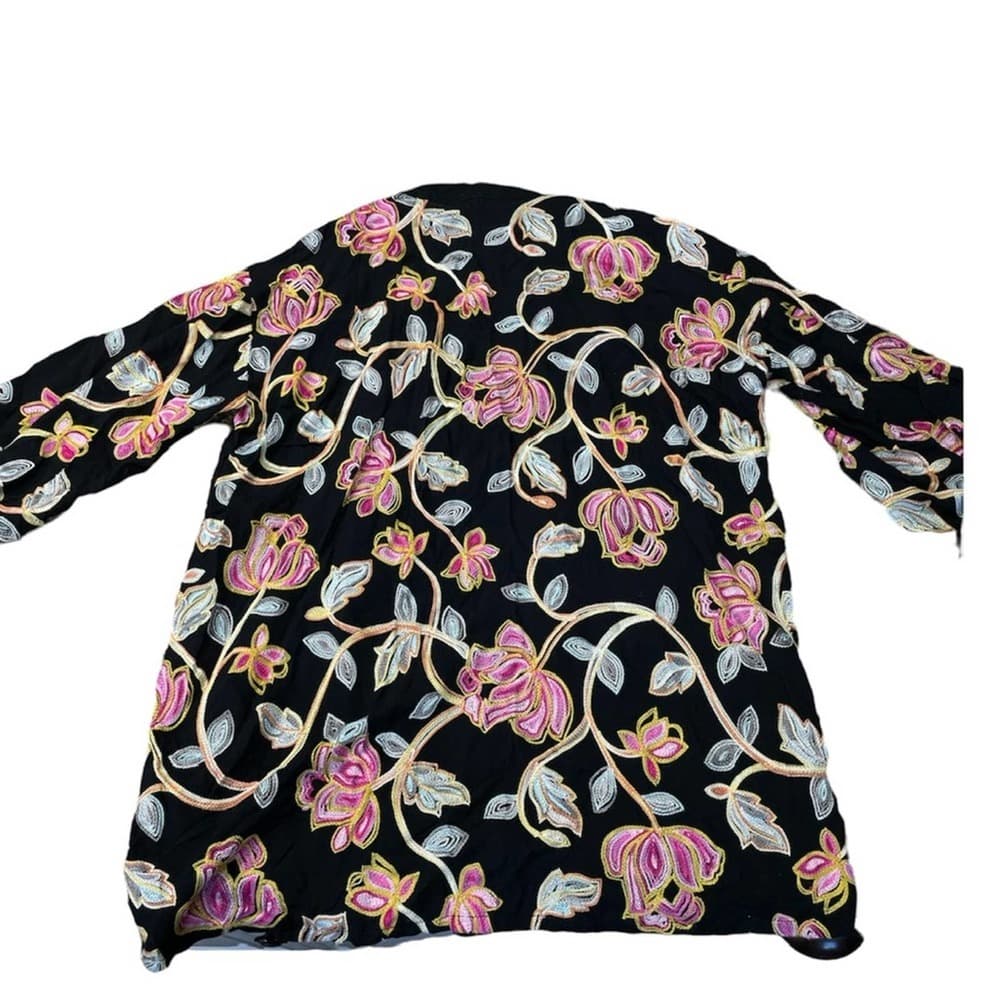 BRAEVE Anthropologie embroidered floral kimono cardigan cover up