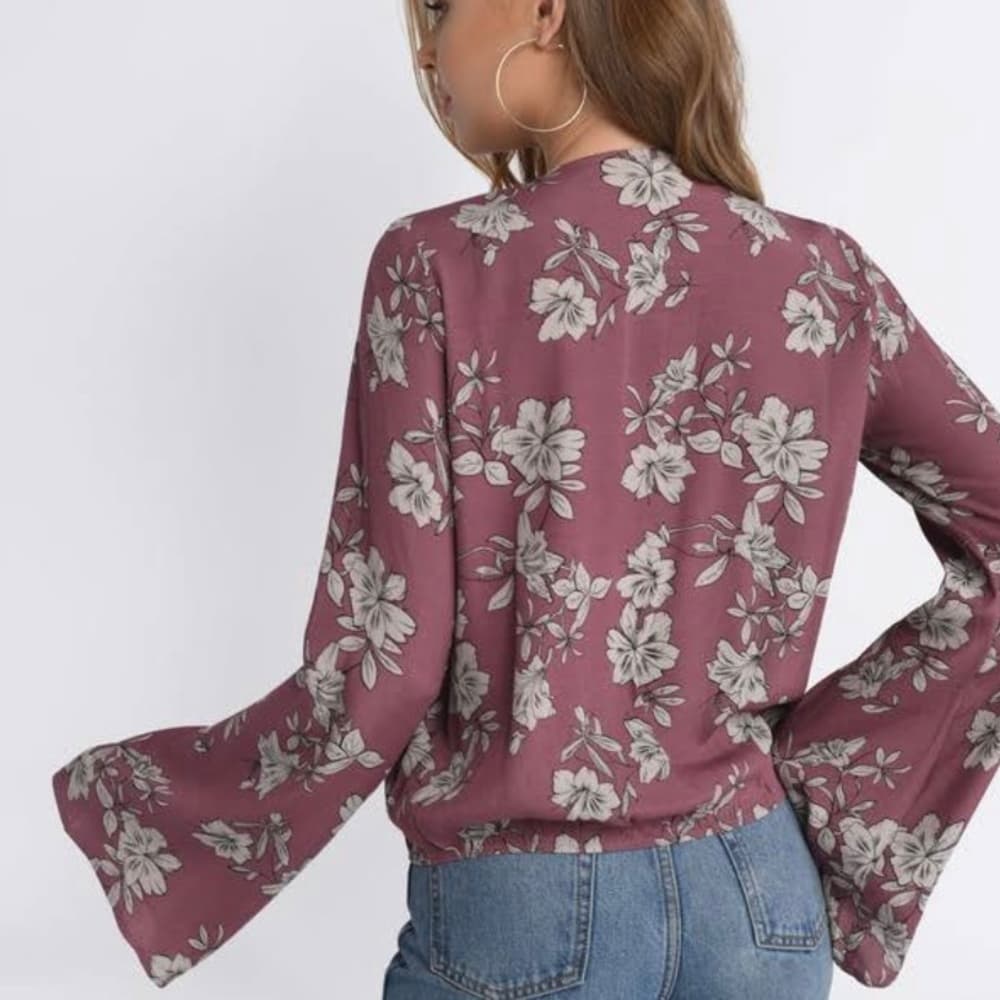Tobi Floral Bell Sleeve Blouse - Thumbnail 2
