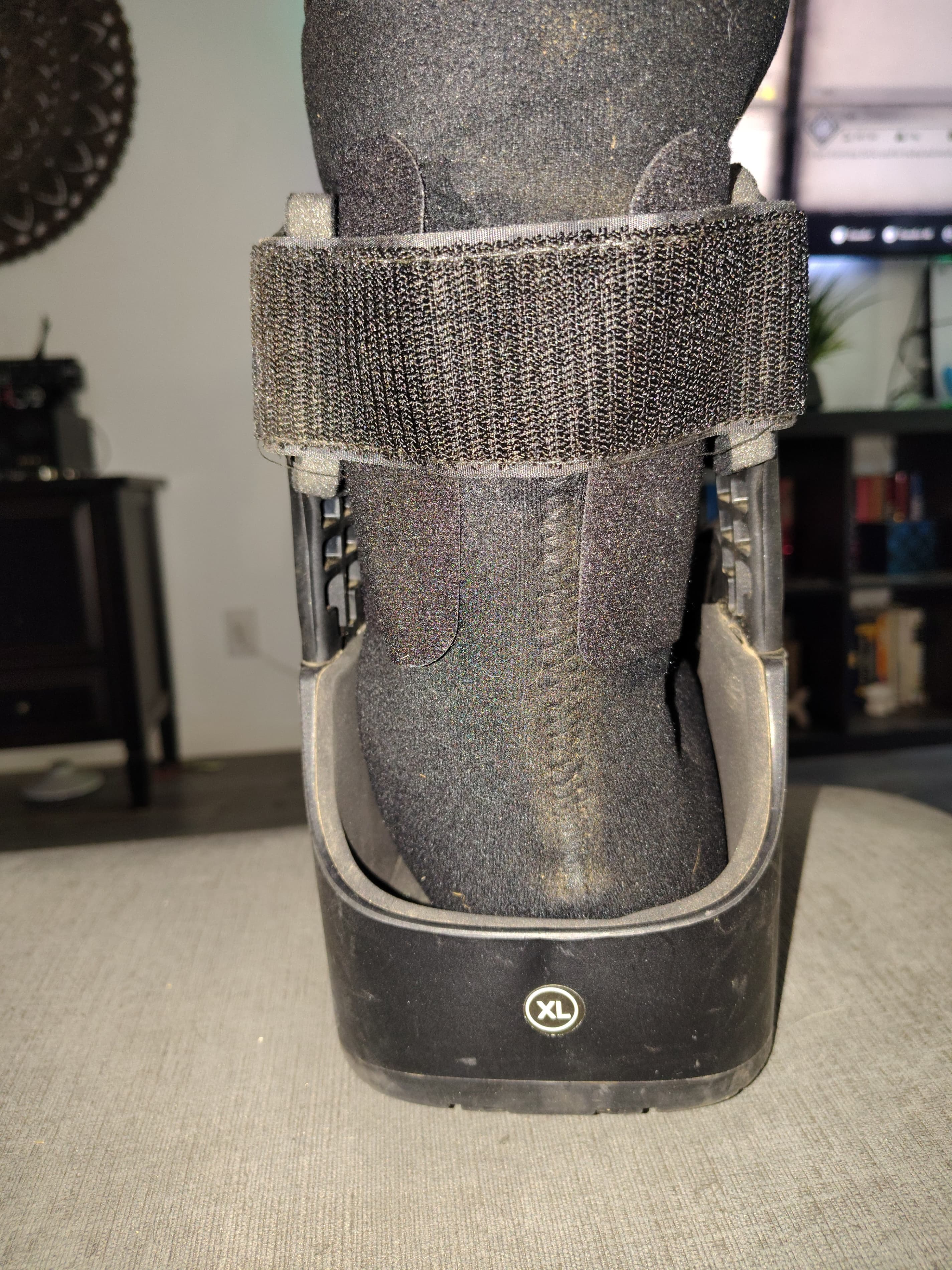 United Ortho Air Cam Walker Fracture Boot Size XL - Thumbnail 5