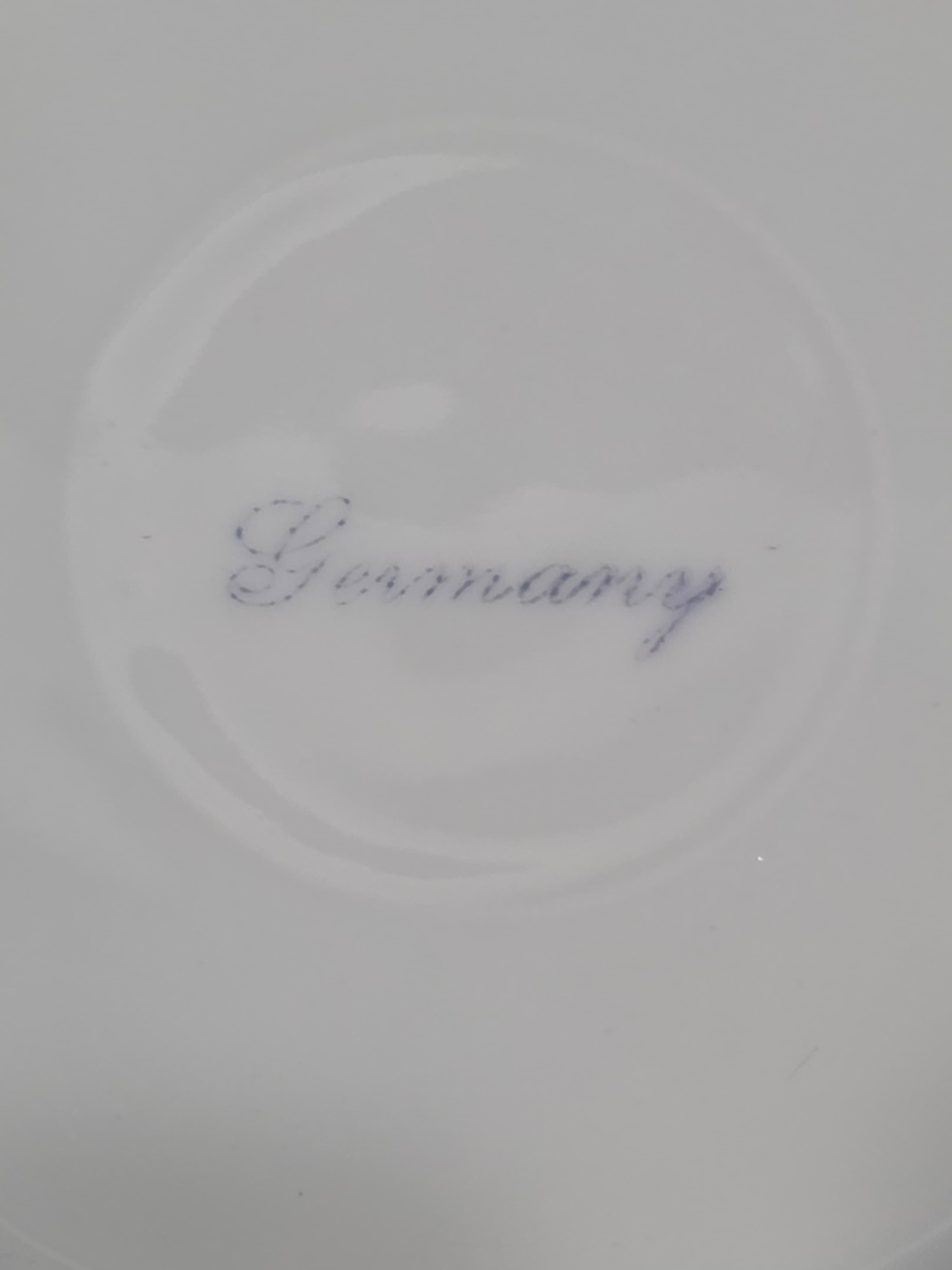 Vintage German Porcelain Reticulated Pierced Courting Couple Bowl Gold Trim - Thumbnail 2