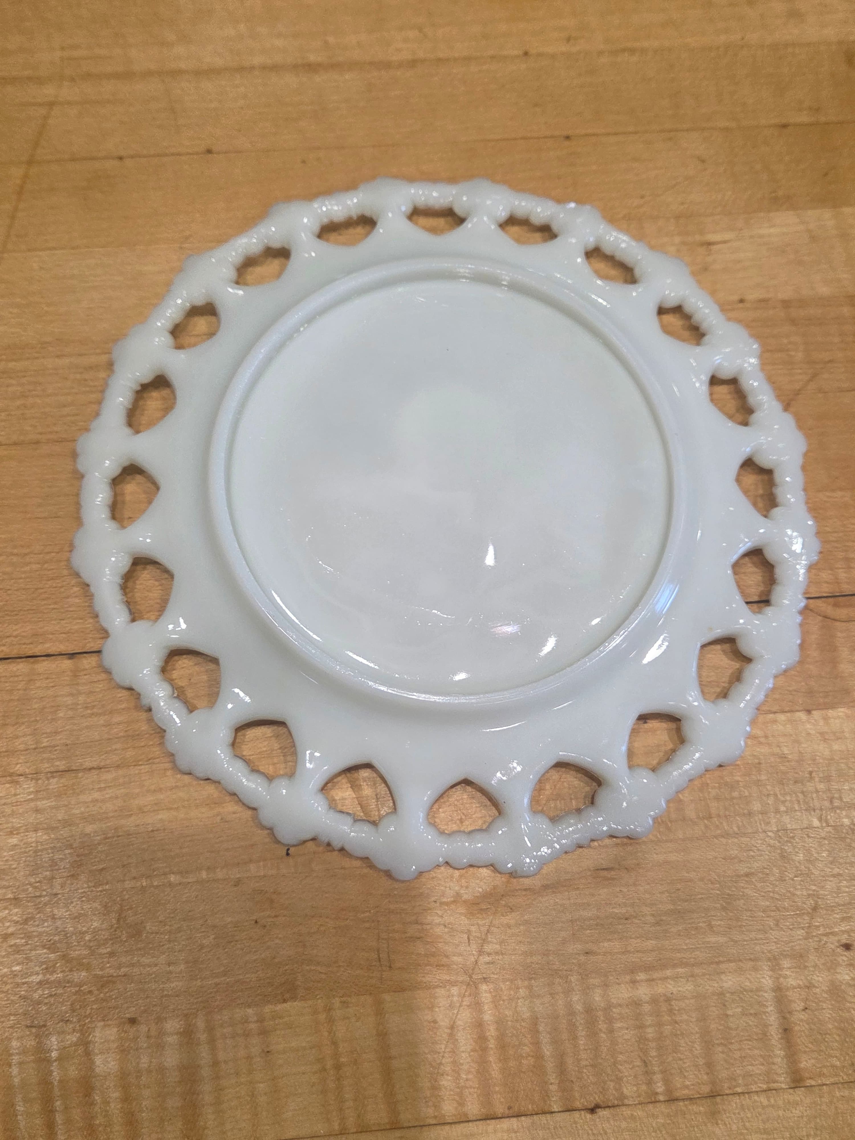 Vintage Westmoreland Milk Glass Cherub Angel Guitar Plate Heart Reticulated - Thumbnail 3